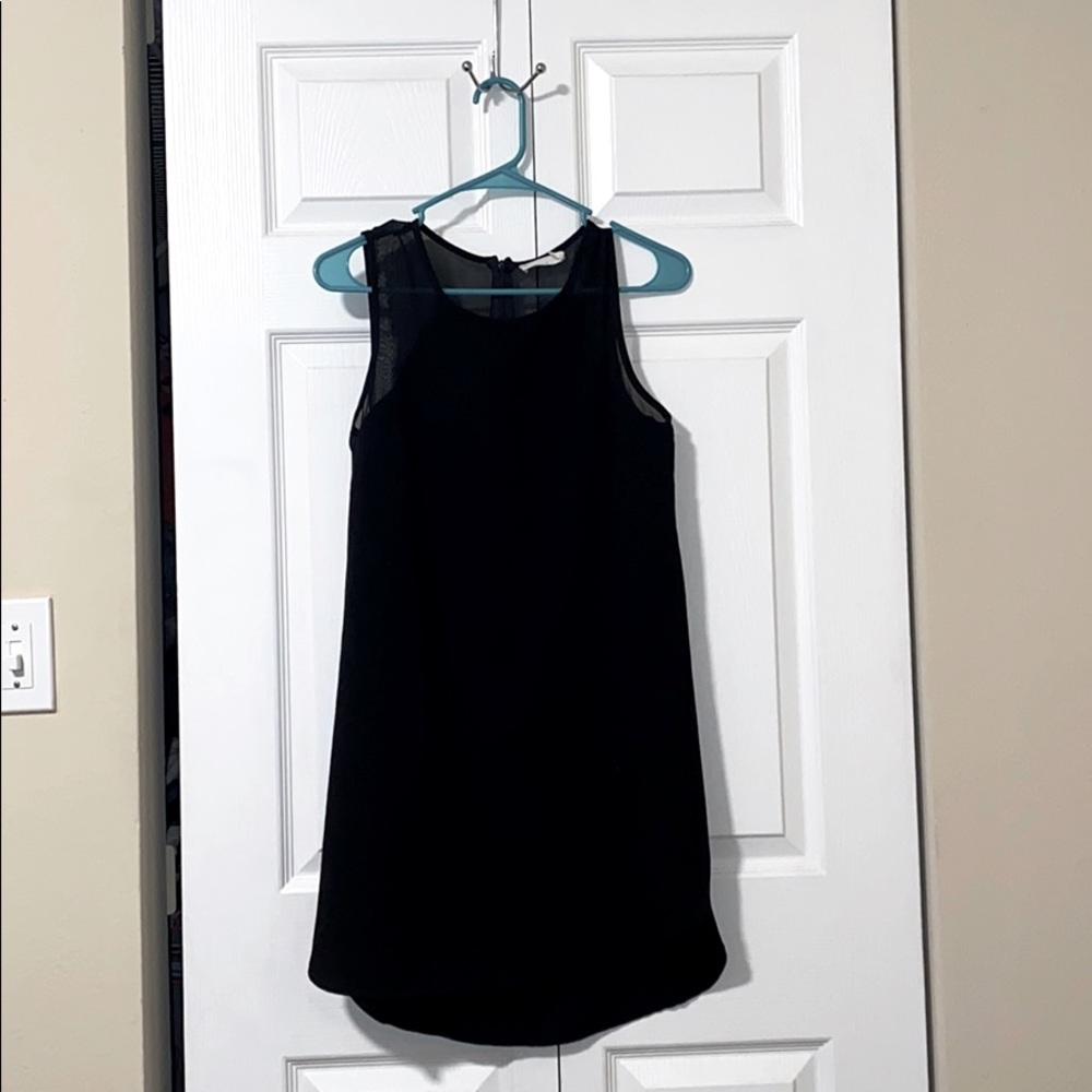 Cute & Simple Little Black Dress